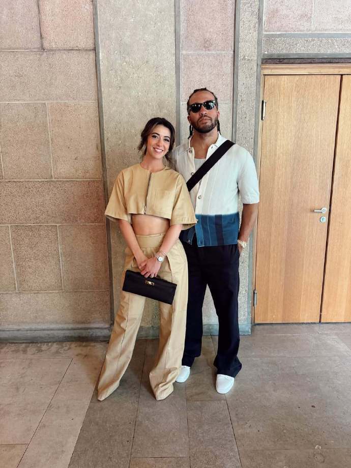 组队在巴黎！布伦森社媒发布与唐斯和哈特在巴黎时装周照片