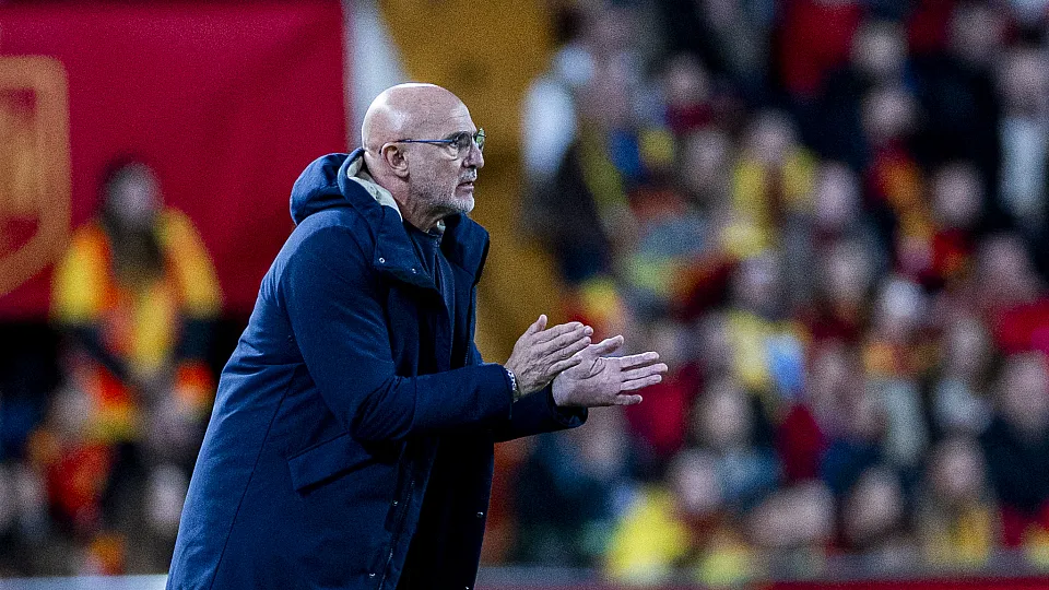 官方网站-西足协：德拉富恩特将于5月26日公布欧国联半决赛大名单