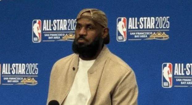 开云体育-詹姆斯为季后赛考虑退出全明星 今日返回洛城备战