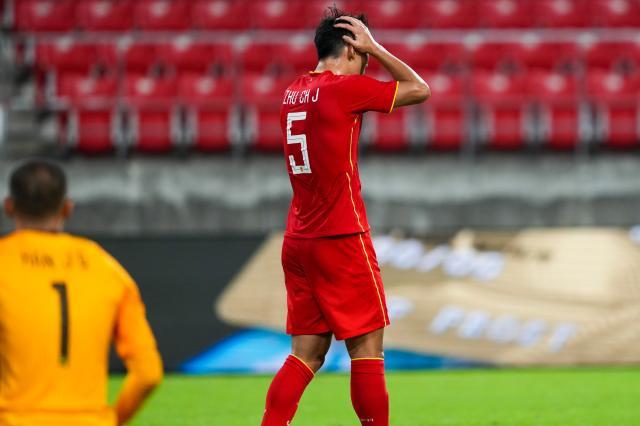 中超宠儿+国足队长上演乌龙 范志毅接班人易主？